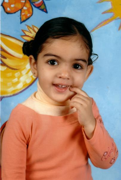 VOILA CETTE PETITE FILLE ELLE S'APELLE INNES